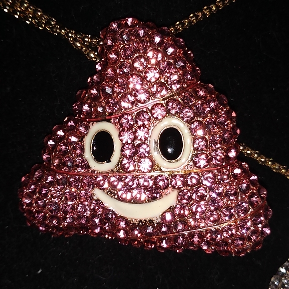 Pink or White Crystal Emoji Poo Brooch Pendant Necklace - Picture 4 of 6
